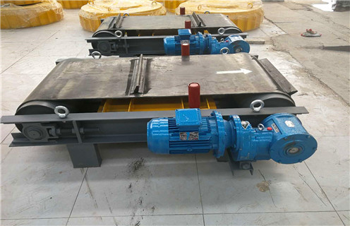 自卸式永磁除鐵器，廣東自卸式永磁除鐵器生產(chǎn)廠家_技術(shù)參數(shù)_廣東自卸式永磁除鐵器生產(chǎn)廠家磁塊安裝方式_如何換帶