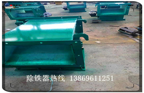 管道除鐵器，云南管道除鐵器內(nèi)部構(gòu)造_遠力云南管道除鐵器內(nèi)部構(gòu)造安裝示意圖型12000高斯_可定制工作原理