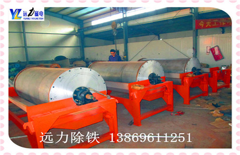 永磁筒式磁選機(jī)，福建永磁筒式磁選機(jī)優(yōu)缺點(diǎn)_遠(yuǎn)力福建永磁筒式磁選機(jī)優(yōu)缺點(diǎn)的結(jié)構(gòu)磁場(chǎng)分布圖 